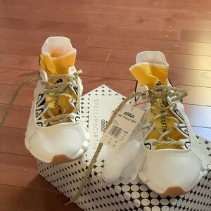 Stella McCartney Adidas woman’s sneakers
